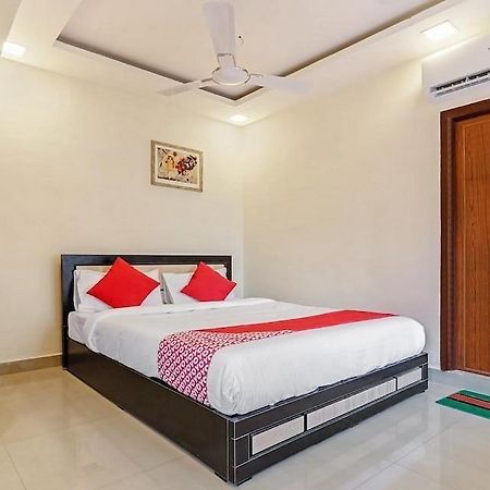 Oyo Kings Hotel كاتوناياكى المظهر الخارجي الصورة